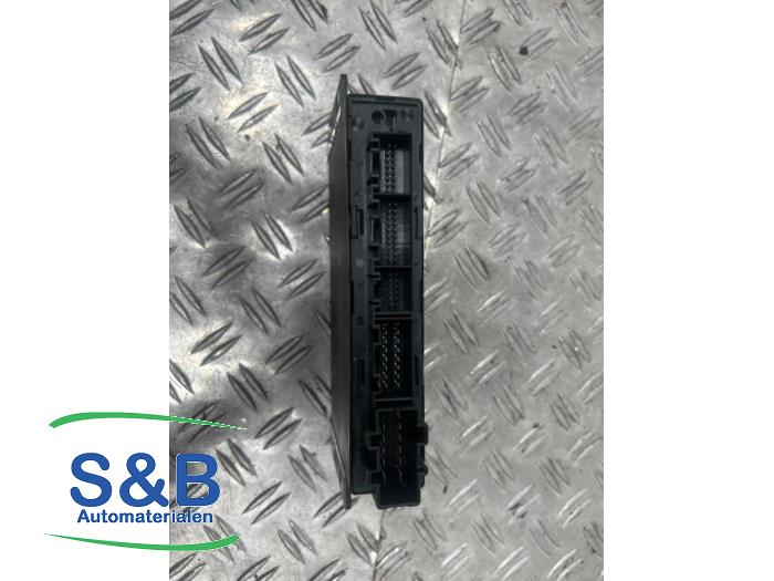 Ordenador de gestión de motor de un Audi A4 (B5) 1.8 20V 1999