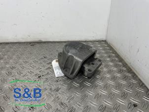 Engine mount from a Volkswagen Lupo (6X1) 1.4 TDI 75 2003