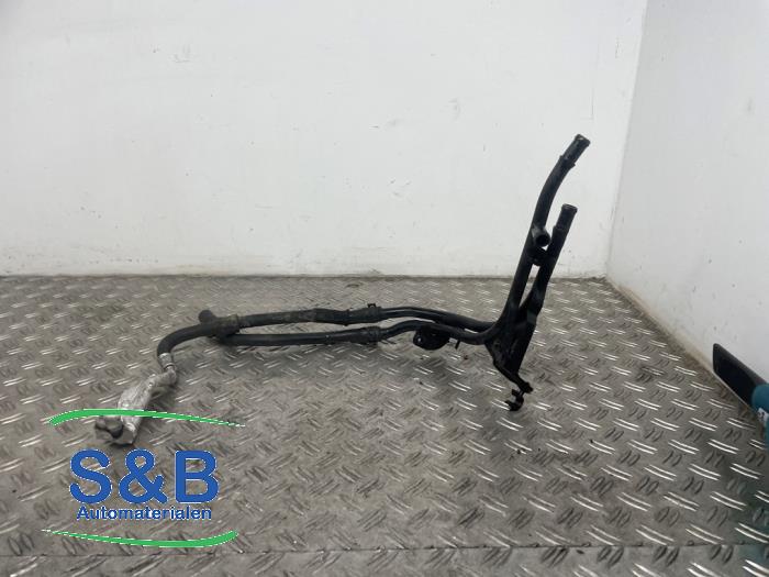 Begagnade Vattenrör Volkswagen Golf VI (5K1) 1.8 TSI 16V Pris € 10,00 Marginaltabell erbjuds av Schaap & Bron
