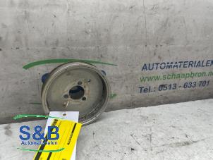 Usados Polea de bomba de agua Audi Q7 Precio € 10,00 Norma de margen ofrecido por Schaap & Bron