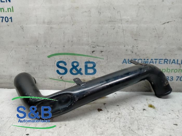 Usagé Tube intercooler Audi A6 Avant (C5) 2.5 TDI V6 24V Prix € 23,00 Règlement à la marge proposé par Schaap & Bron