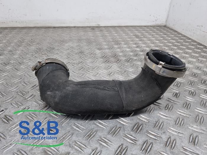 Usagé Tuyau intercooler Audi A5 Cabrio (8F7) 2.7 TDI V6 24V Prix € 19,95 Règlement à la marge proposé par Schaap & Bron