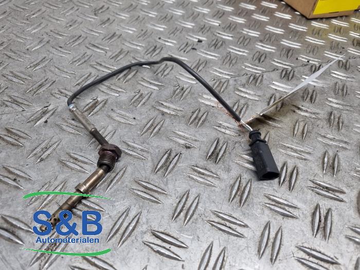 Usagé Sensor température d’échappement Audi A4 (B8) 3.0 TDI V6 24V Quattro Prix € 40,00 Règlement à la marge proposé par Schaap & Bron