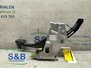 Used Brake pedal Volkswagen Touran Price on request offered by Schaap & Bron