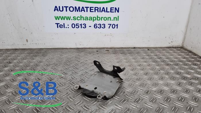 Begagnade Värmesköld Volkswagen Vento (1H2) 1.9 TD GT Pris € 14,99 Marginaltabell erbjuds av Schaap & Bron