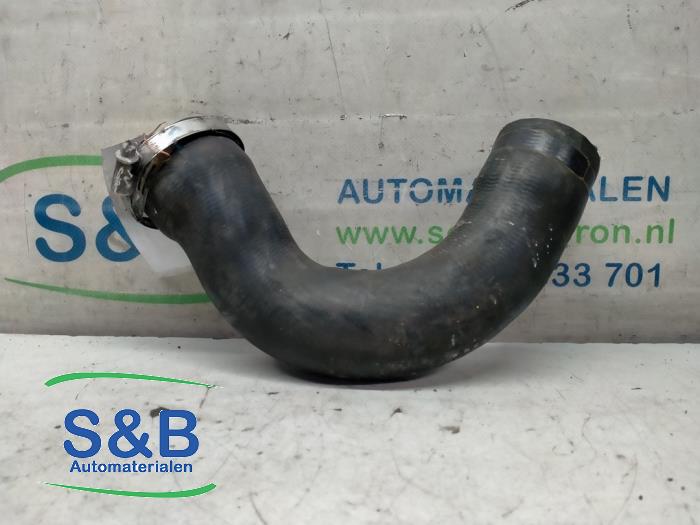 Gebrauchte Intercooler Schlauch Volkswagen Golf VI (5K1) 1.6 TDI 16V Preis € 20,00 Margenregelung angeboten von Schaap & Bron
