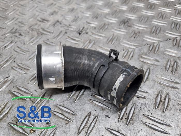 Usagé Tuyau intercooler Volkswagen Scirocco (137/13AD) 2.0 TSI 16V Prix € 14,99 Règlement à la marge proposé par Schaap & Bron