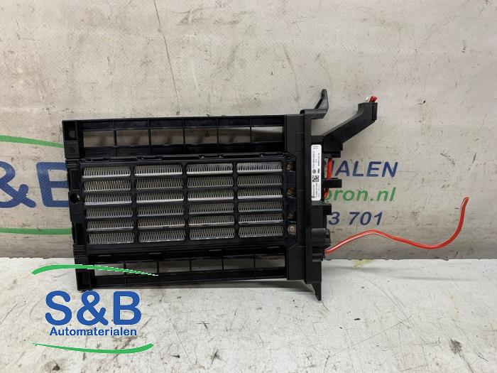 Używane Element grzewczy Volkswagen Jetta IV (162/16A) 1.4 TSI Hybrid 16V Cena € 15,00 Procedura marży oferowane przez Schaap & Bron