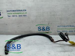 Używane Przewód wspomagania kierownicy Audi A4 (B5) 2.4 30V Quattro Cena € 45,00 Procedura marży oferowane przez Schaap & Bron