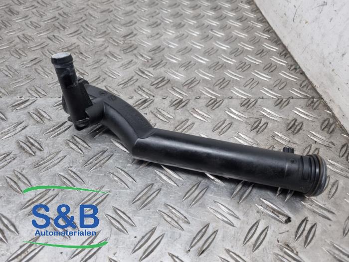 Begagnade Vattenrör Volkswagen Polo IV (9N1/2/3) 1.2 55 Pris € 9,99 Marginaltabell erbjuds av Schaap & Bron