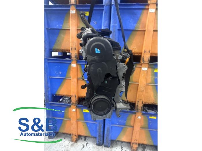 Engine from a Volkswagen Sharan (7M8/M9/M6) 1.9 TDI 90 2005