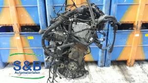 Engine from a Audi A4 Avant (B8) 2.0 TDI 16V 2013