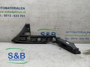 Used Rear bumper bracket, left Volkswagen Touran (1T1/T2) 1.4 16V TSI 170 Price € 16,00 Margin scheme offered by Schaap & Bron