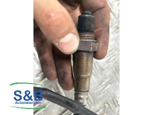 Sonde lambda d'un Volkswagen Transporter T5 2.0 TDI DRF 4Motion 2010