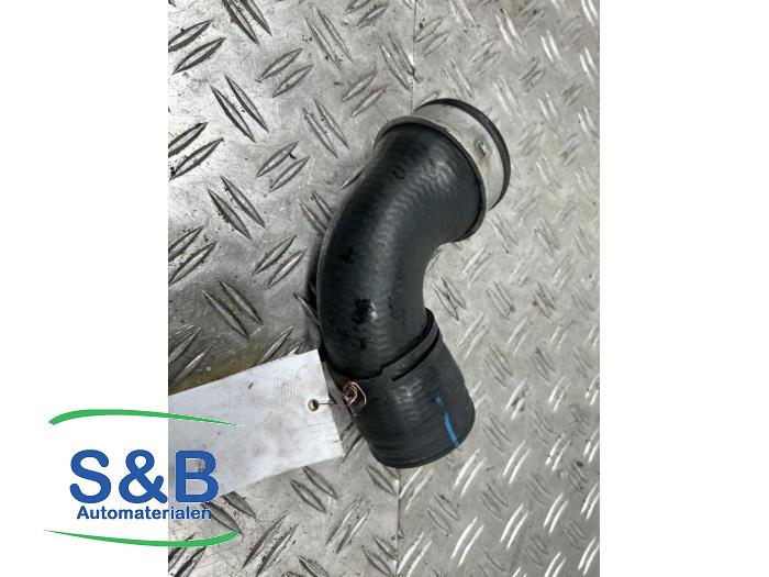 Usagé Tuyau intercooler Volkswagen Polo IV (9N1/2/3) 1.9 TDI 100 Prix € 30,00 Règlement à la marge proposé par Schaap & Bron