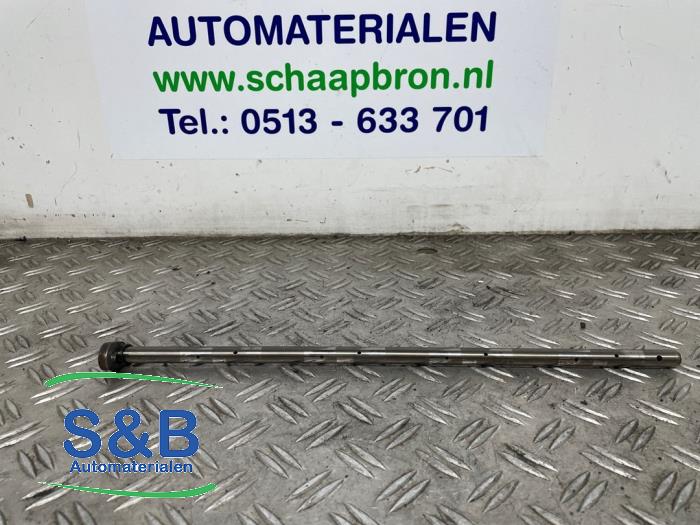 Usagé Axe culbuteur Volkswagen Golf V (1K1) 2.0 TDI 16V 4Motion Prix € 20,00 Règlement à la marge proposé par Schaap & Bron