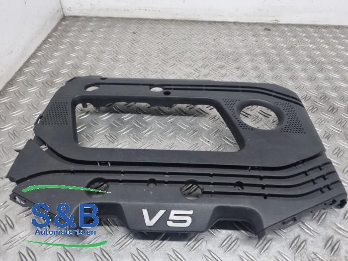 Gebrauchte Abdeckblech Motor Volkswagen Golf IV (1J1) 2.3 V5 GTI 20V Preis € 25,00 Margenregelung angeboten von Schaap & Bron