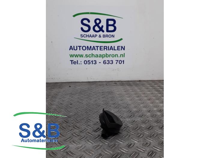 Używane Klakson Audi RS 4 (B7) RS4 4.2 V8 40V Cena € 14,99 Procedura marży oferowane przez Schaap & Bron