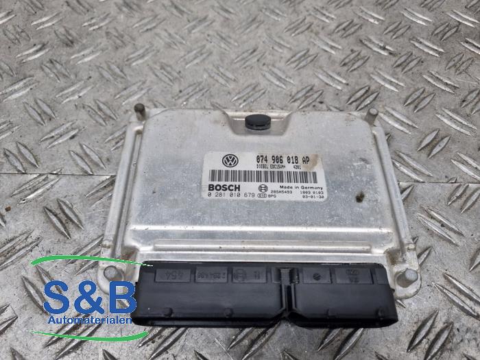 Used Engine management computer Volkswagen Transporter T4 2.5 TDI Price € 300,00 Margin scheme offered by Schaap & Bron