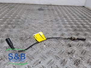 Sensor température d’échappement d'un Audi A4 Avant (B8) 2.0 TDI 16V 2009