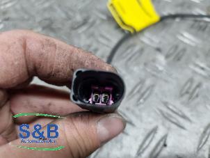 Sensor température d’échappement d'un Audi A4 Avant (B8) 2.0 TDI 16V 2009