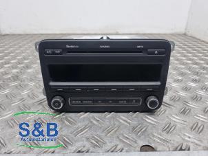 Used Radio CD player Skoda Fabia II (5J) 1.2 TSI Price € 45,00 Margin scheme offered by Schaap & Bron