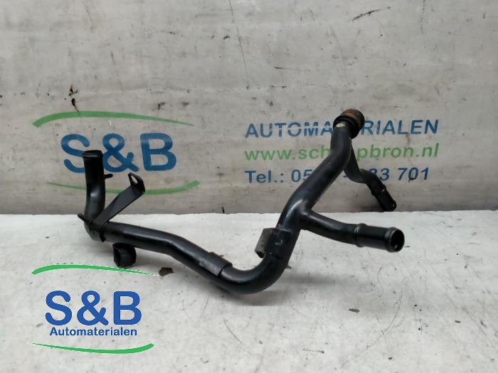 Begagnade Vattenrör Volkswagen Polo IV (9N1/2/3) 1.4 TDI 70 Pris € 23,00 Marginaltabell erbjuds av Schaap & Bron