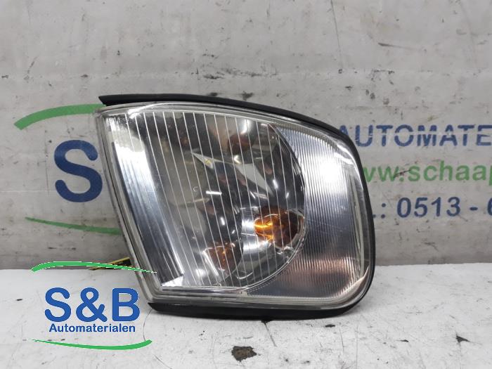 Używane Kierunkowskaz prawy Audi A3 (8L1) 1.6 Cena € 15,00 Procedura marży oferowane przez Schaap & Bron