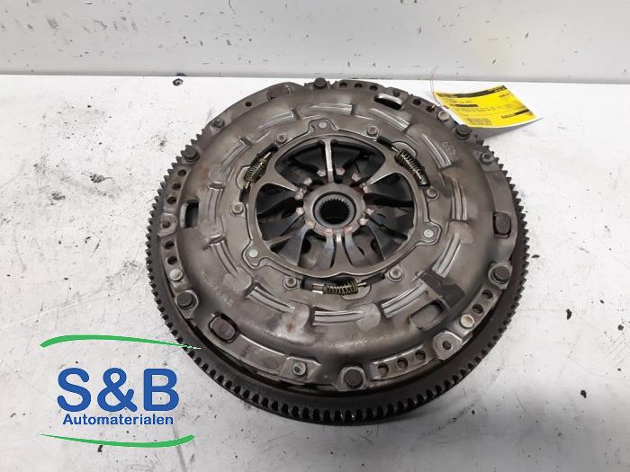 Used Flywheel Volkswagen Passat (362) 1.8 TSI 16V Price € 100,00 Margin scheme offered by Schaap & Bron