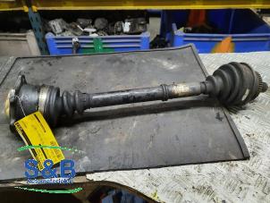 Used Front drive shaft, right Audi 80 (B4) 1.9 TDI Price € 75,00 Margin scheme offered by Schaap & Bron