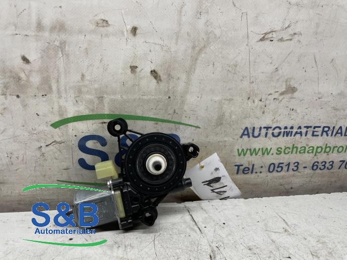 Usados Motor de ventanilla de puerta Audi Q2 (GAB/GAG) 1.4 TFSI 16V Precio € 25,00 Norma de margen ofrecido por Schaap & Bron