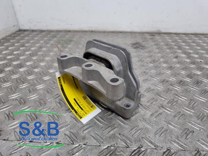 Used Engine mount Audi A1 Sportback (8XA/8XF) 1.0 TFSI Ultra 12V Price € 40,00 Margin scheme offered by Schaap & Bron