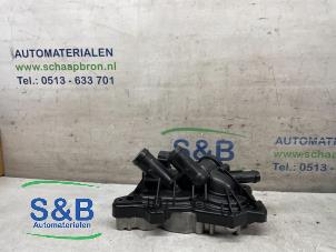 Usagé Boîtier thermostat Volkswagen Golf VII (AUA) 1.2 TSI 16V Prix € 75,00 Règlement à la marge proposé par Schaap & Bron