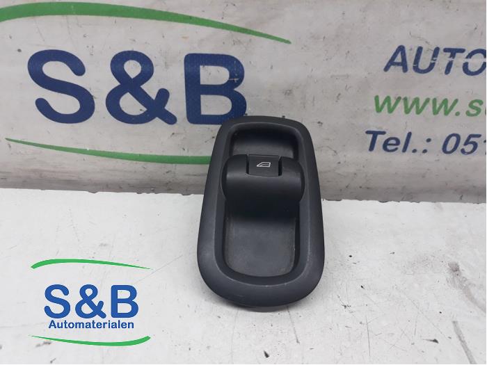 Usados Interruptor de ventanilla eléctrica Ford Transit Custom 2.2 TDCi 16V Precio € 10,00 Norma de margen ofrecido por Schaap & Bron