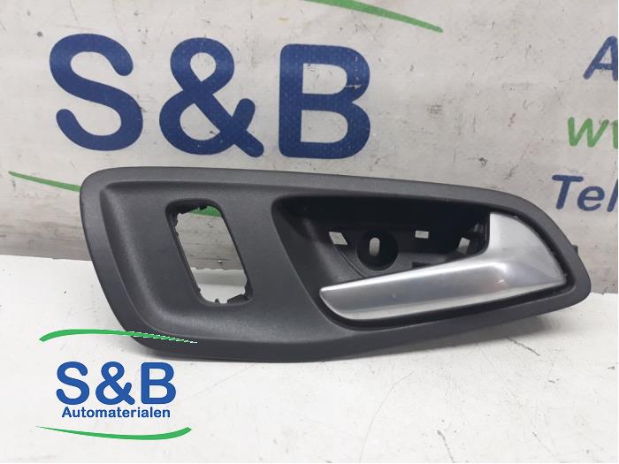 Begagnade Handtag Ford Transit Custom 2.2 TDCi 16V Pris € 15,00 Marginaltabell erbjuds av Schaap & Bron