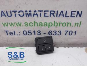 Used Switch (miscellaneous) Volkswagen Jetta IV (162/16A) 1.6 TDI 16V Price € 20,00 Margin scheme offered by Schaap & Bron