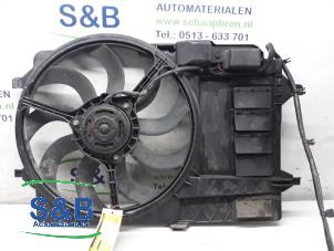 Used Radiator fan Mini Mini Cooper S (R53) 1.6 16V Price € 70,00 Margin scheme offered by Schaap & Bron