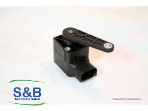 Usados Ordenador control de altura Mini Mini Cooper S (R53) 1.6 16V Precio € 35,00 Norma de margen ofrecido por Schaap & Bron
