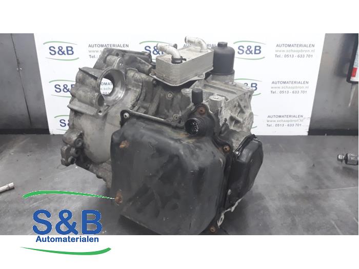 Gearbox from a Volkswagen Golf Plus (5M1/1KP) 1.9 TDI 105 2006