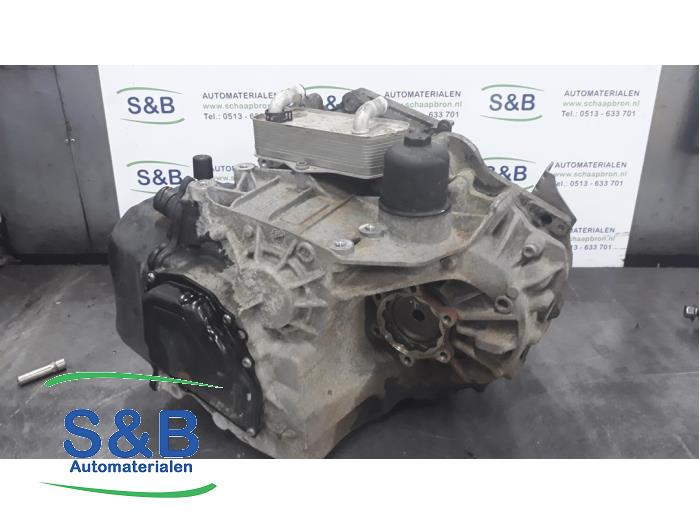 Gearbox from a Volkswagen Golf Plus (5M1/1KP) 1.9 TDI 105 2006