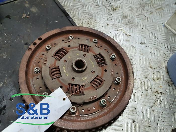 Used Flywheel Audi A6 (C5) 2.4 V6 30V Price € 100,00 Margin scheme offered by Schaap & Bron