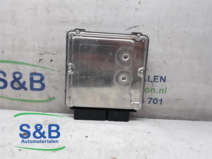 Used Engine management computer Volkswagen Multivan T5 (7E/7HC/7HF/7HM) 1.9 TDi Price € 149,00 Margin scheme offered by Schaap & Bron