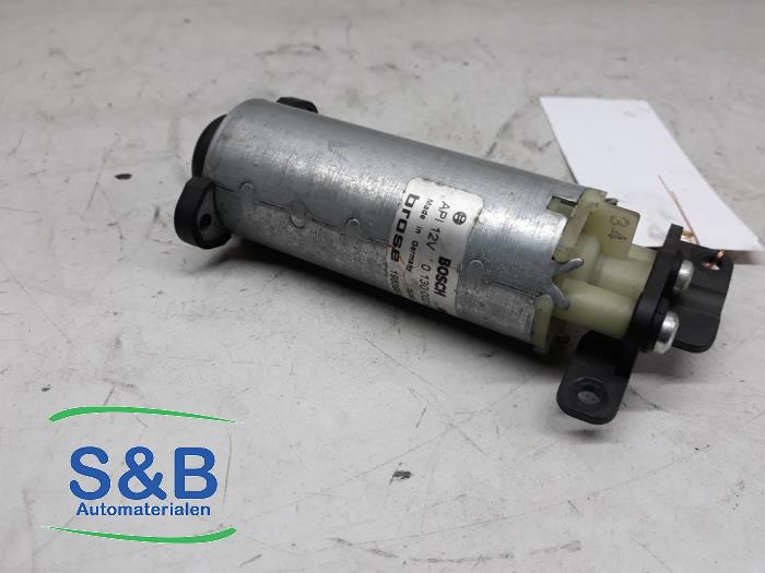 Seat motor Volkswagen Touareg 2.5 TDI R5 0130002531