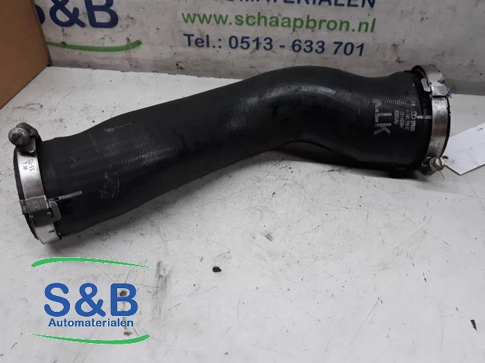 Usagé Tuyau intercooler Audi A8 (D4) 4.2 TDI V8 32V Quattro Prix € 35,00 Règlement à la marge proposé par Schaap & Bron