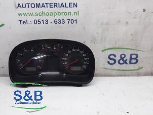 Gebrauchte Instrumentenbrett Volkswagen Bora Preis € 60,00 Margenregelung angeboten von Schaap & Bron