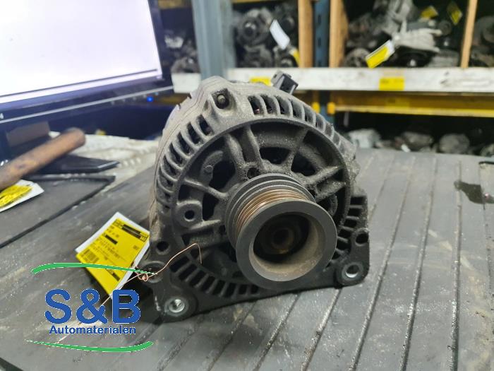 Begagnade Dynamo Volkswagen Golf III (1H1) 1.6 CL Pris € 40,00 Marginaltabell erbjuds av Schaap & Bron