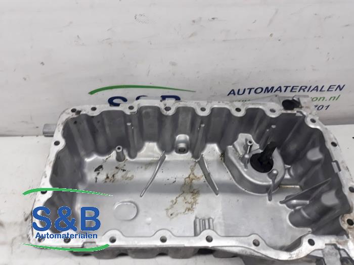 Usagé Couvercle carter Volkswagen Passat 4Motion (3C2) 2.0 FSI 16V Prix € 75,00 Règlement à la marge proposé par Schaap & Bron