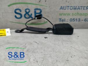Usados Lengüeta cinturón de seguridad derecha delante Audi A1 Precio € 25,00 Norma de margen ofrecido por Schaap & Bron