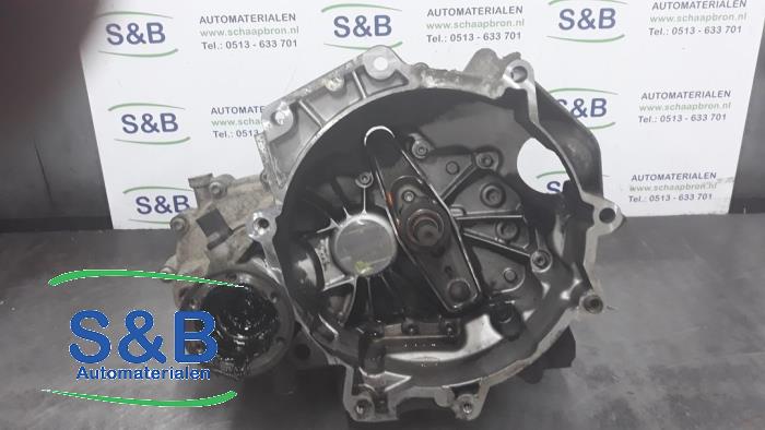 Gebrauchte Getriebe Volkswagen Polo IV (9N1/2/3) 1.2 12V Preis € 150,00 Margenregelung angeboten von Schaap & Bron