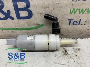 Used Headlight washer pump Mini Mini (R56) 1.6 16V Cooper S Price € 25,00 Margin scheme offered by Schaap & Bron
